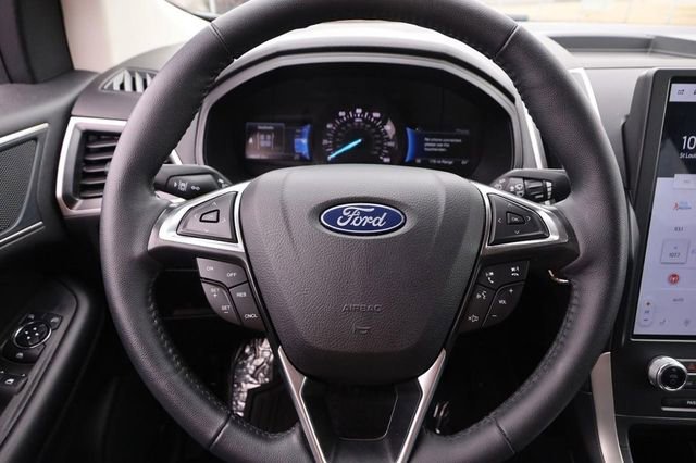 Certified 2024 Ford Edge SEL image 10