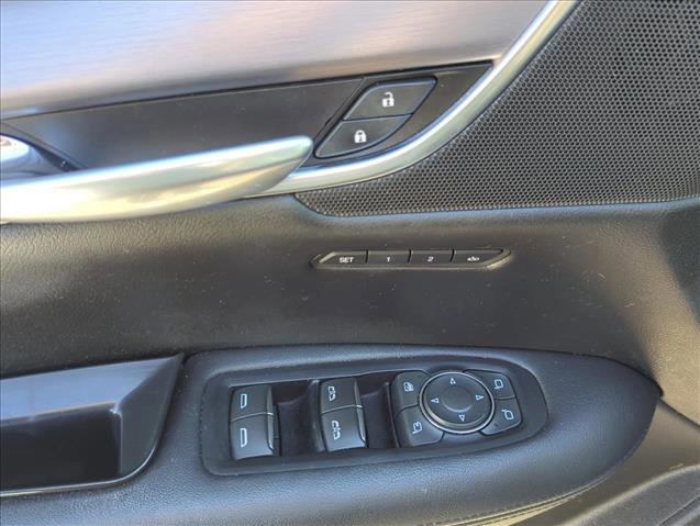 Used 2018 Cadillac XT5 Luxury image 10