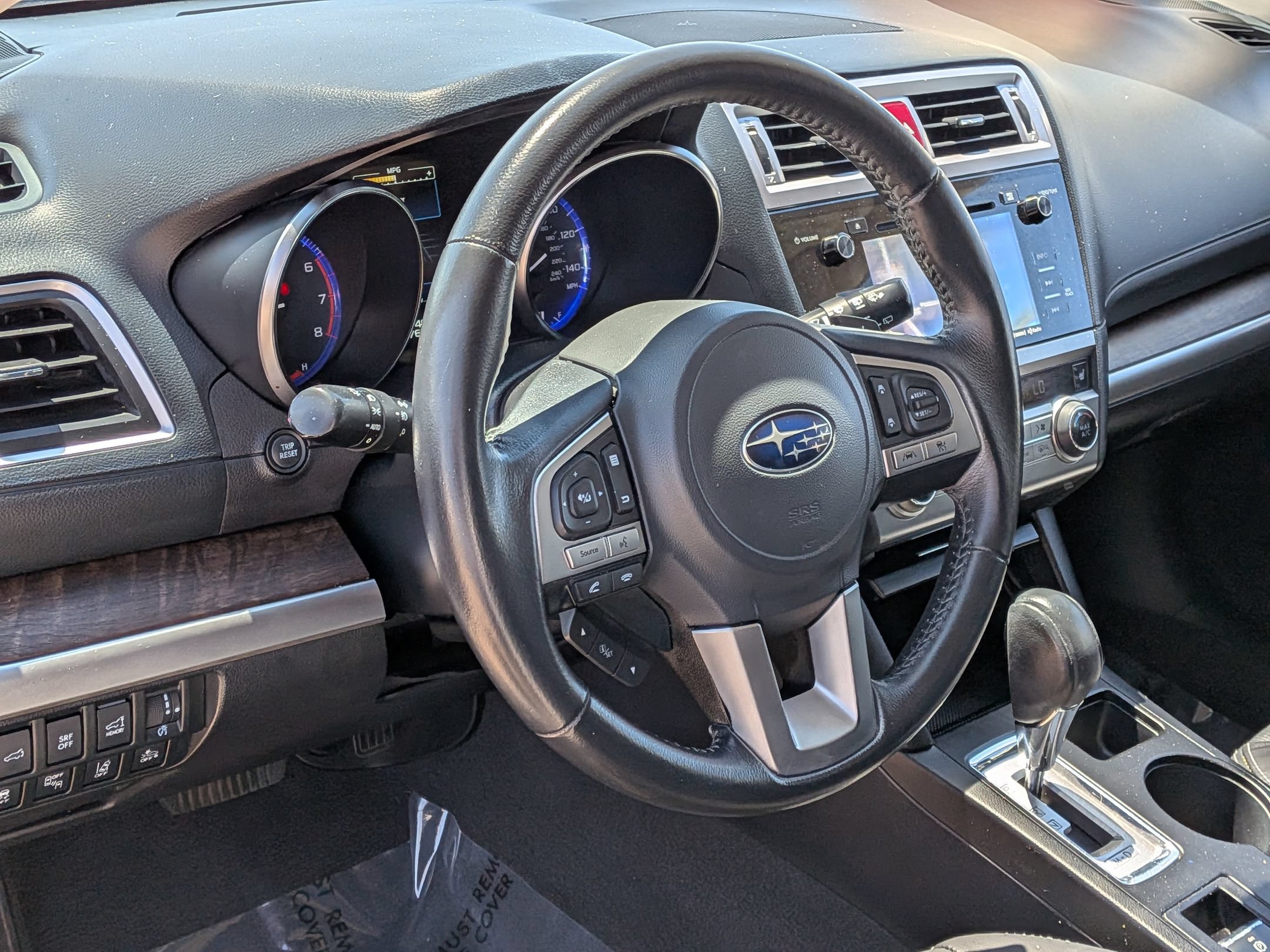 Used 2017 Subaru Outback 2.5i Limited AWD/4WD image 14