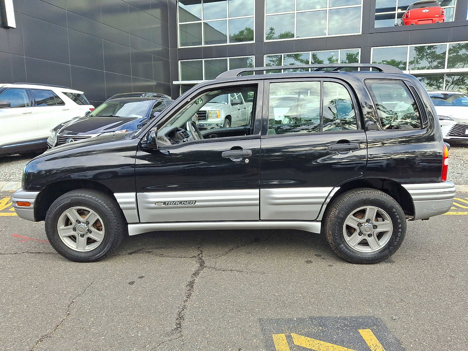Used 2002 Chevrolet Tracker LT AWD/4WD image 7