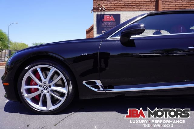 Used 2022 Bentley Continental GT image 25