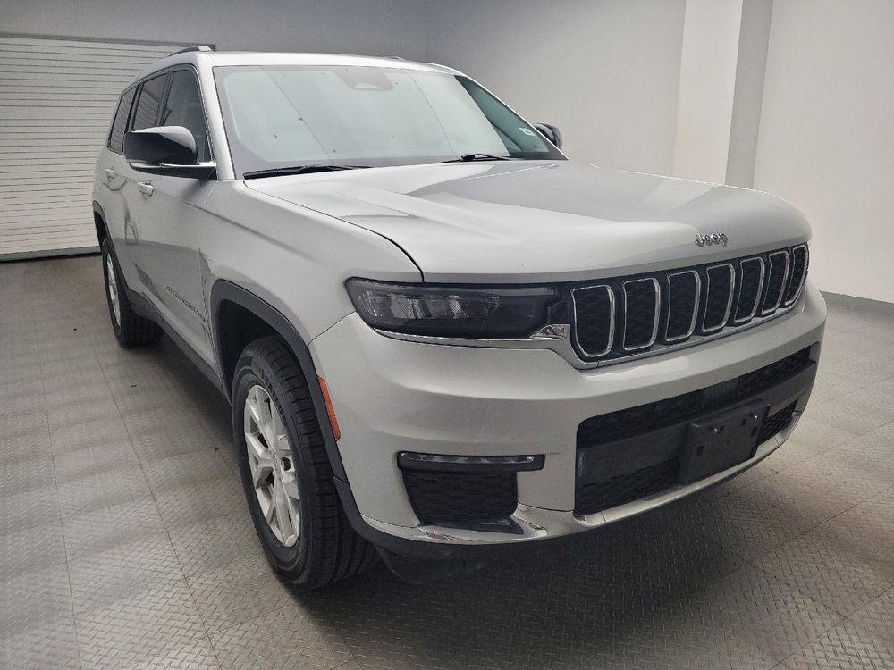Used 2023 Jeep Grand Cherokee L Limited AWD/4WD image 13