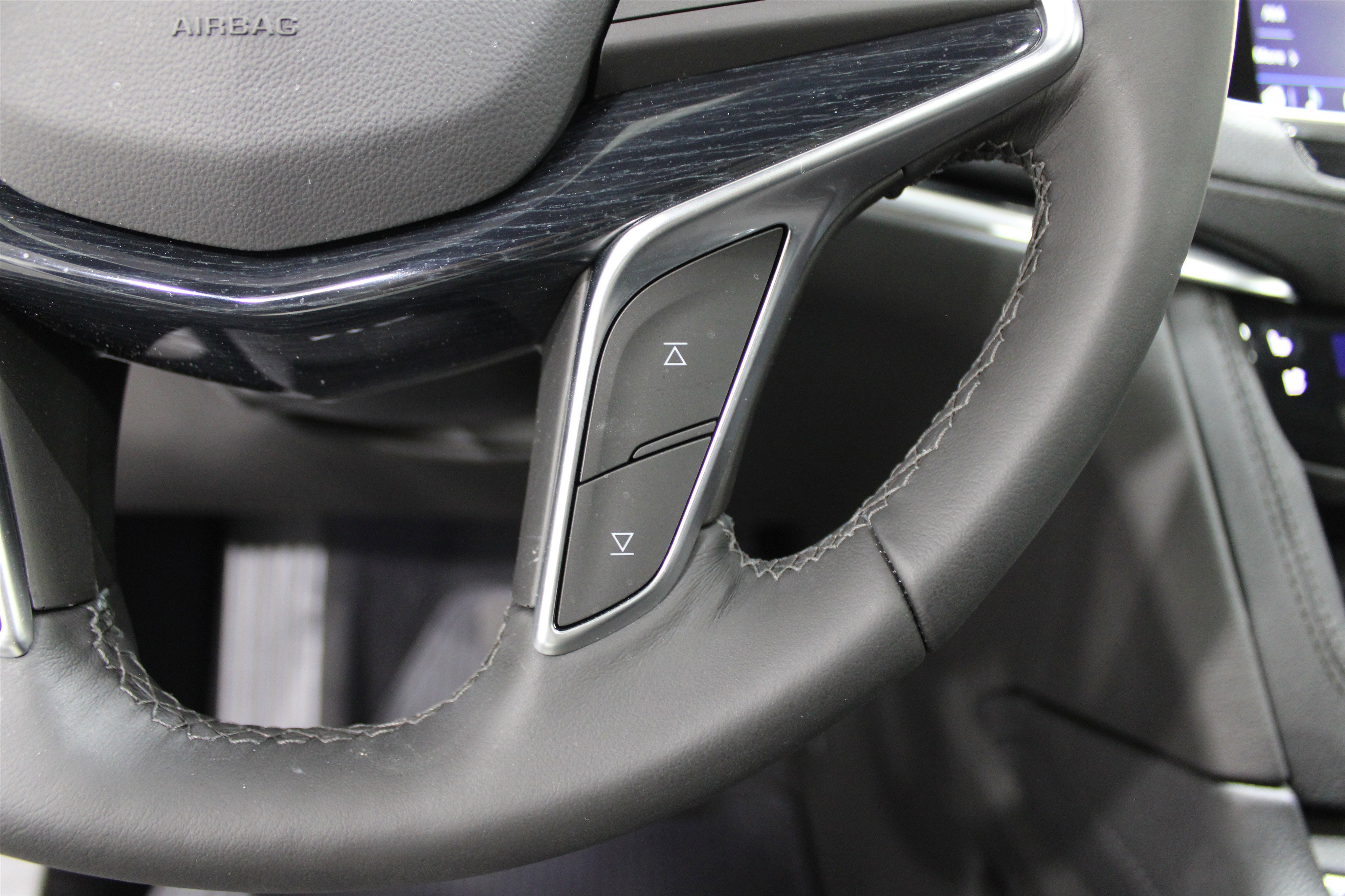 Certified 2024 Cadillac XT5 Premium Luxury w/ Technology Package image 15