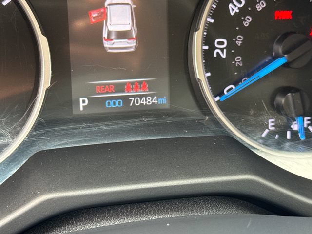 Used 2022 Toyota RAV4 LE AWD/4WD image 17