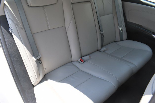Used 2016 Toyota Avalon XLE Plus FWD image 29