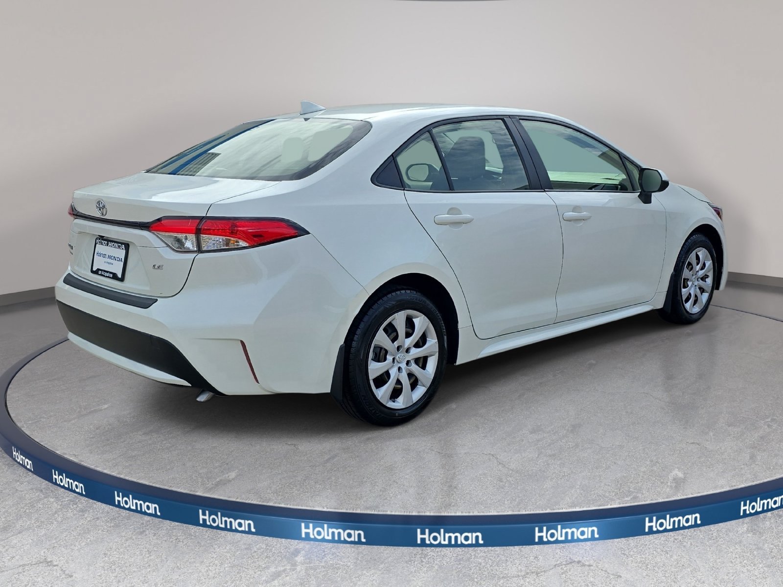 Used 2021 Toyota Corolla LE FWD image 6