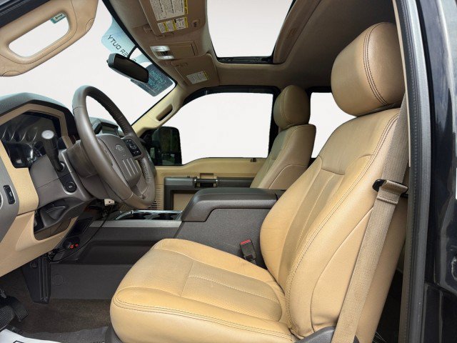 Used 2013 Ford F350 Lariat w/ Lariat Ultimate Pkg AWD/4WD image 2