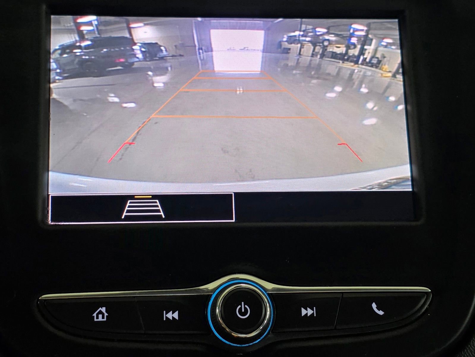 Used 2022 Chevrolet Equinox LS image 26