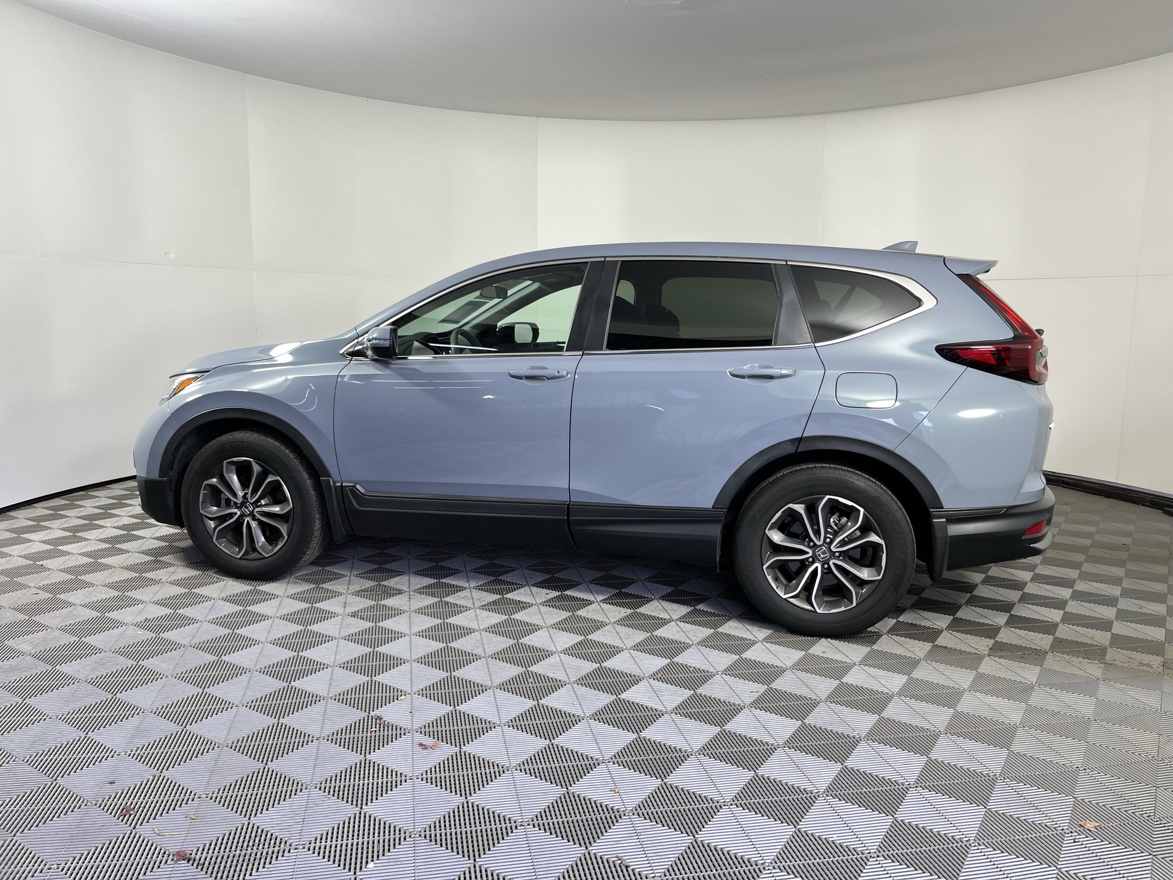 Used 2021 Honda CR-V EX image 2