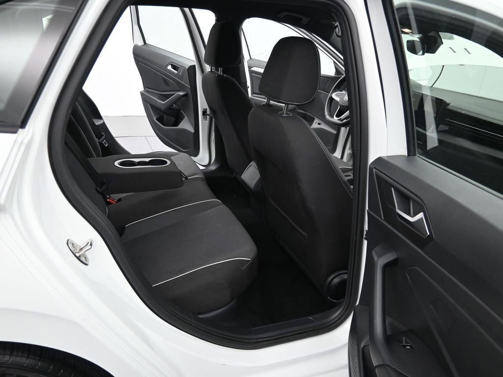 Used 2025 Volkswagen Jetta Sport FWD image 17