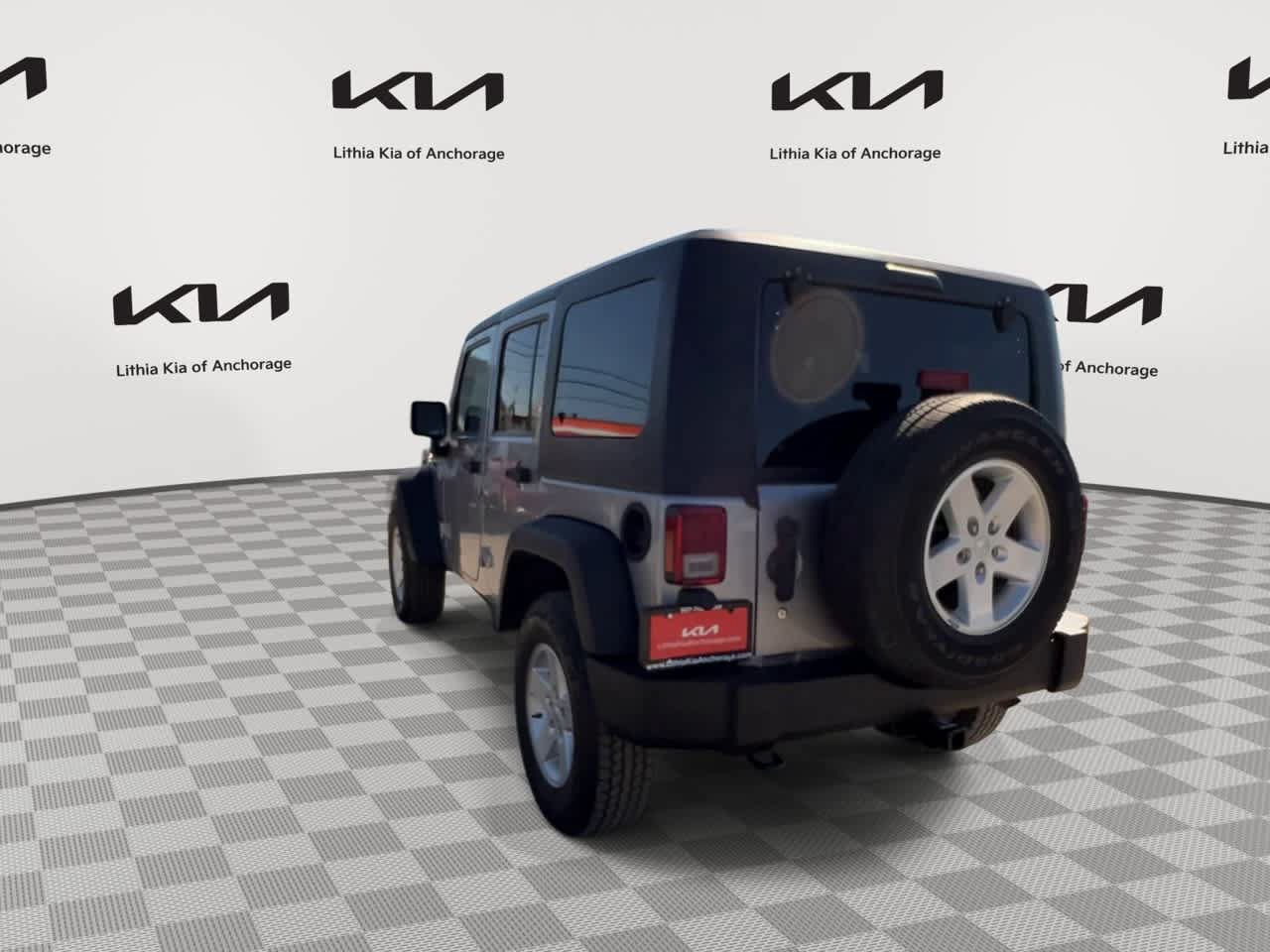 Used 2018 Jeep Wrangler Unlimited Sport S AWD/4WD image 7