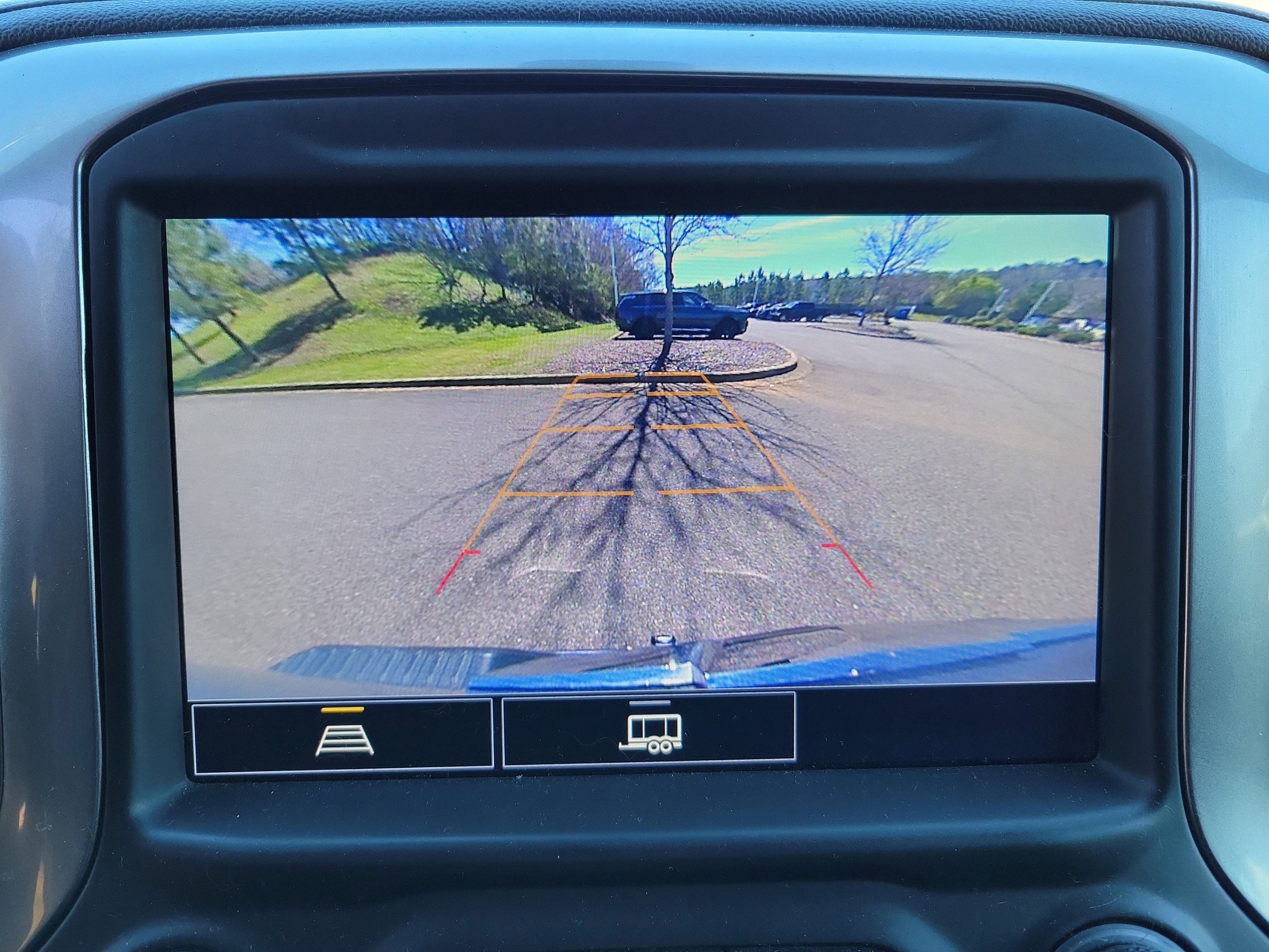 Used 2021 Chevrolet Silverado 1500 LT w/ Convenience Package II image 11