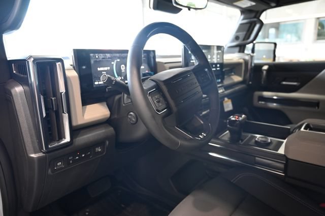 New 2026 GMC Hummer EV SUV w/ LPO, Dark Essentials Package AWD/4WD image 23