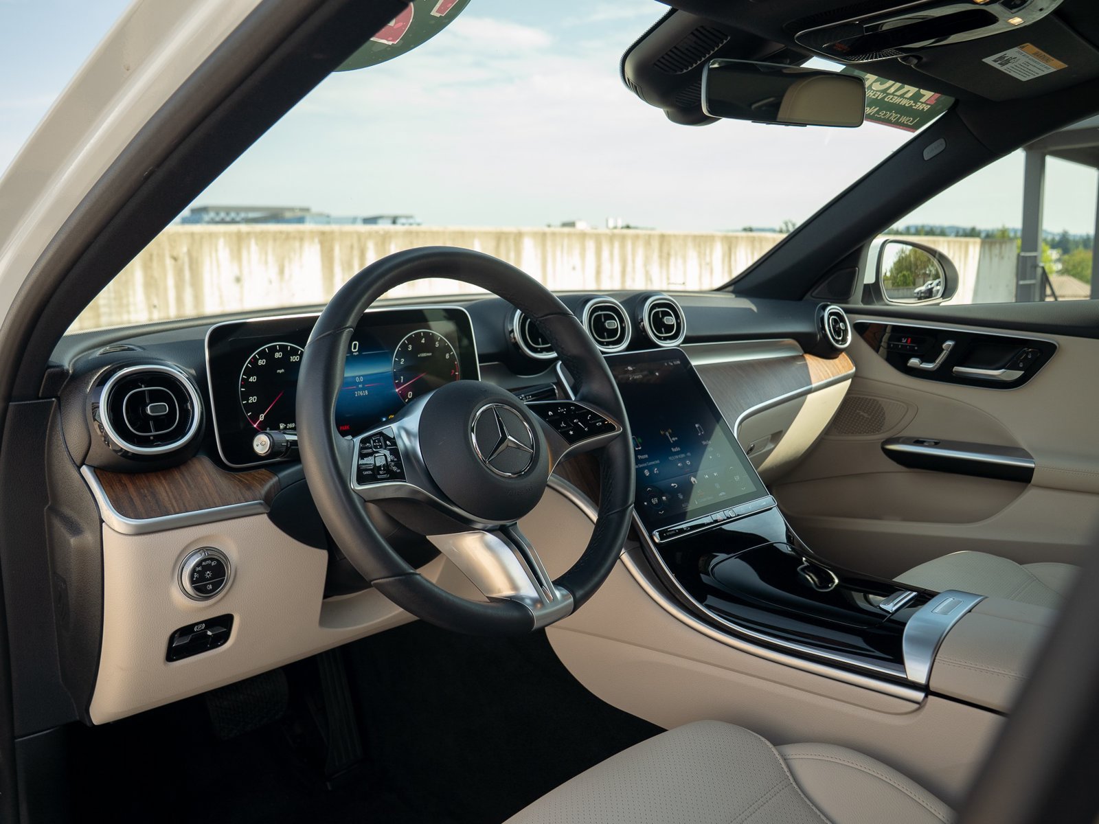 Used 2024 Mercedes-Benz C 300 4MATIC Sedan image 15