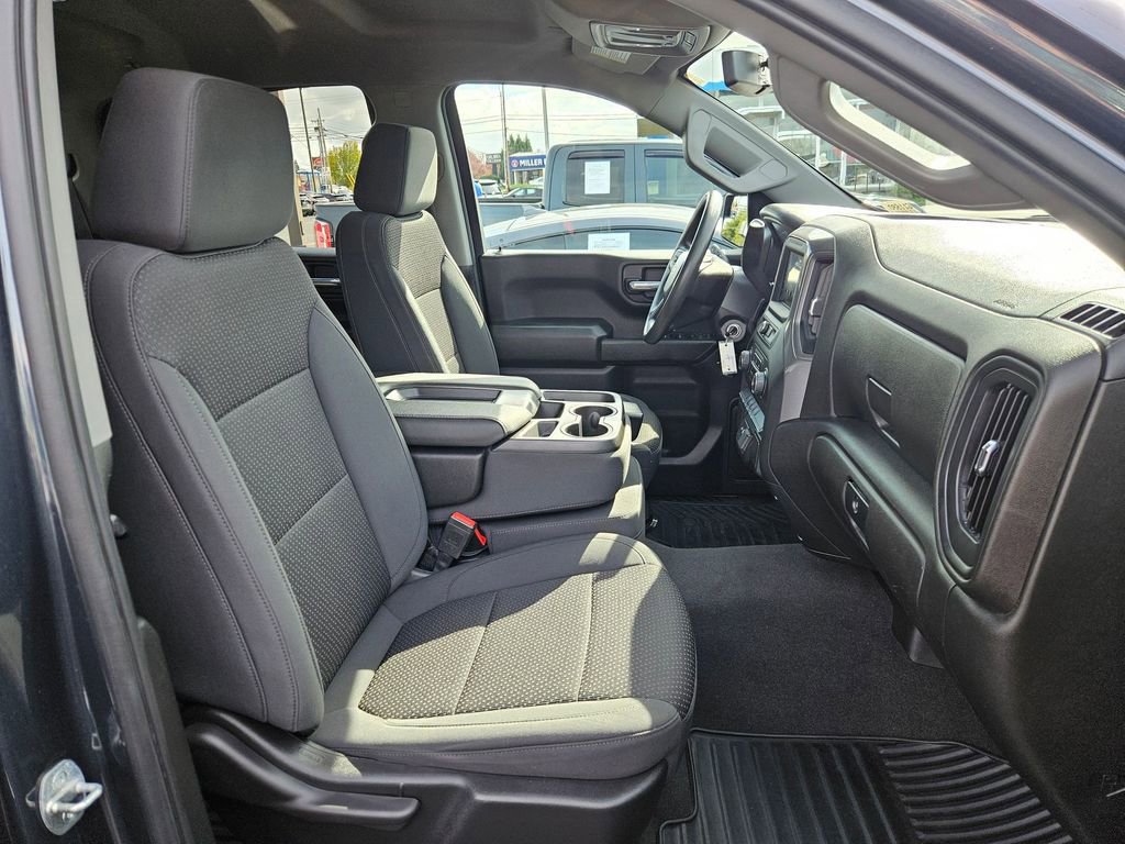 Used 2022 Chevrolet Silverado 1500 Custom w/ LPO, Blackout Package AWD/4WD image 29