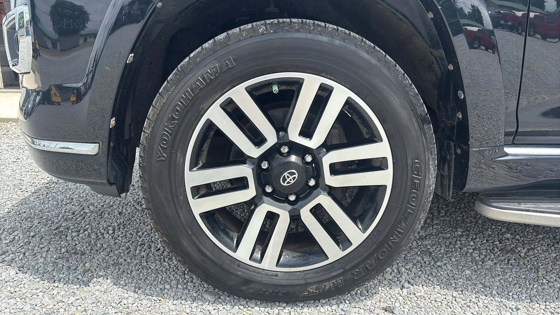 Used 2016 Toyota 4Runner Limited AWD/4WD image 12