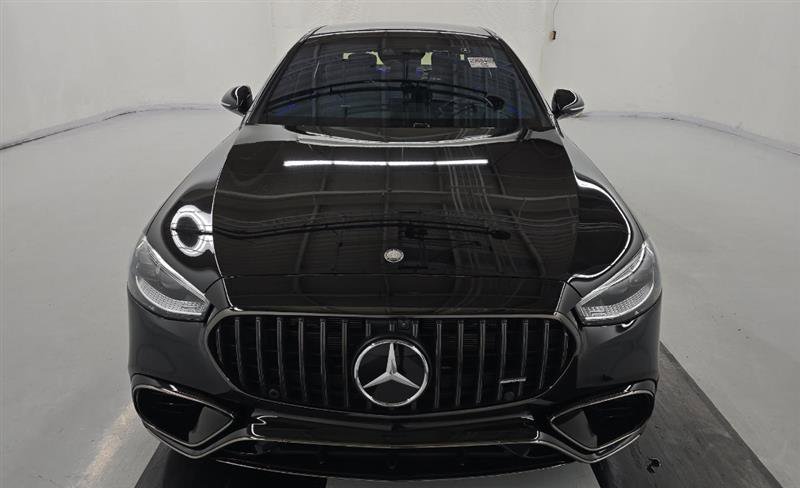 Used 2024 Mercedes-Benz S 63 AMG S image 2