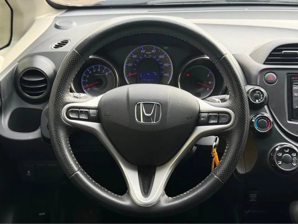 Used 2013 Honda Fit Sport image 11