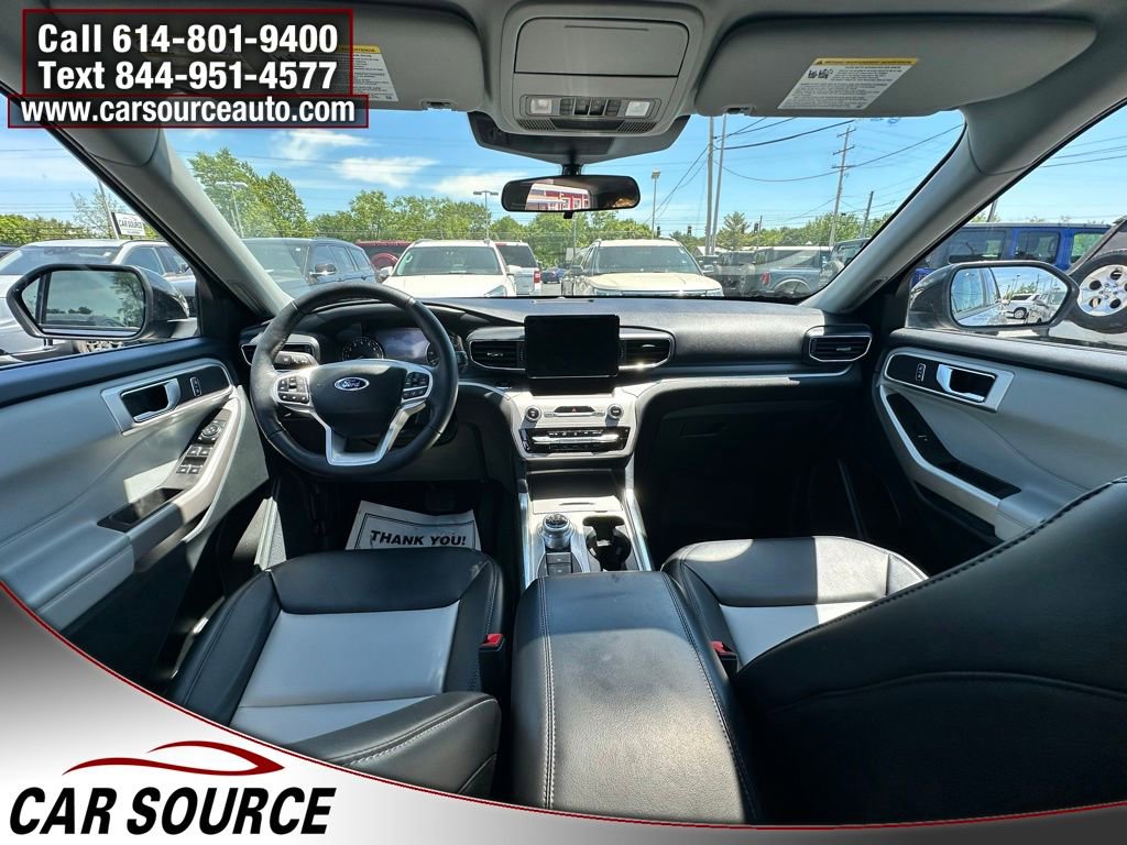 Used 2024 Ford Explorer XLT w/ Equipment Group 202A AWD/4WD image 21