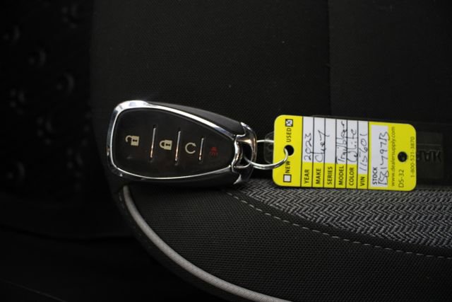 Used 2023 Chevrolet TrailBlazer LT w/ Convenience Package image 8