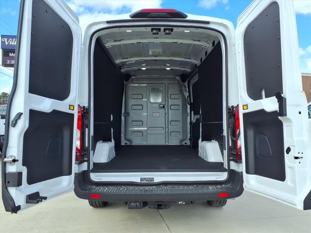 New 2026 Ford Transit 250 148 Medium Roof image 35