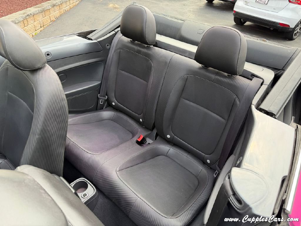 Used 2014 Volkswagen Beetle 1.8T FWD image 7