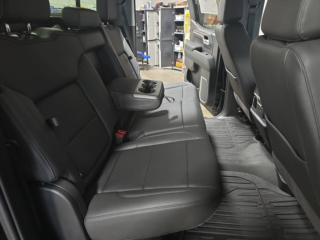 New 2026 GMC Sierra 1500 SLT w/ SLT Premium Package AWD/4WD image 11