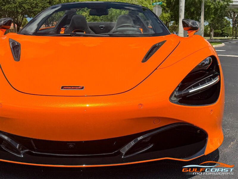 Used 2022 McLaren 720S Performance RWD image 3