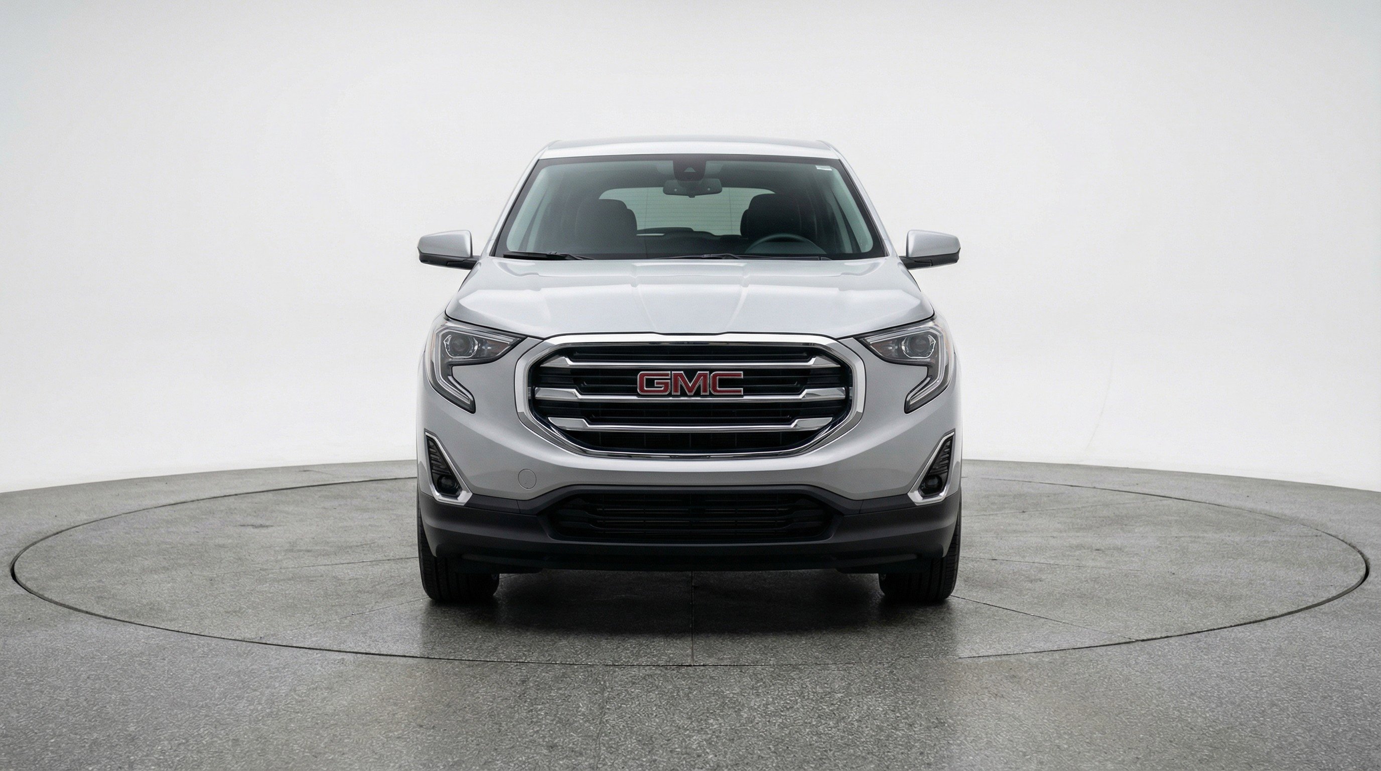 Used 2024 GMC Terrain SLE FWD image 2