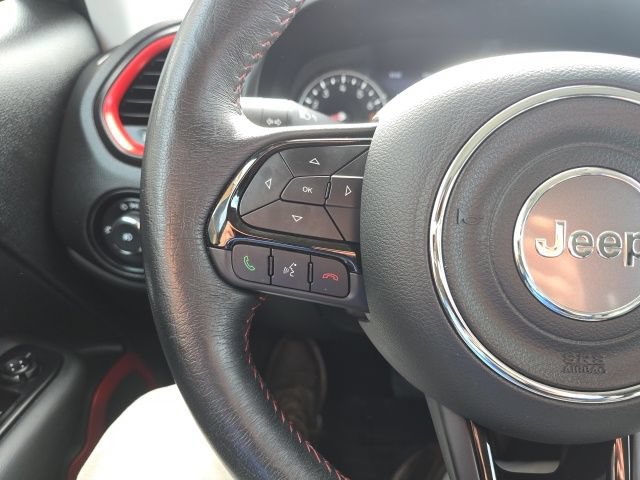 Certified 2022 Jeep Renegade Trailhawk AWD/4WD image 15