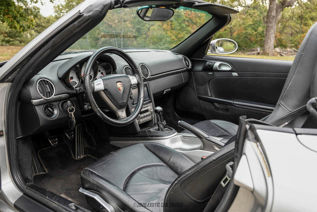 Used 2005 Porsche Boxster S RWD image 44