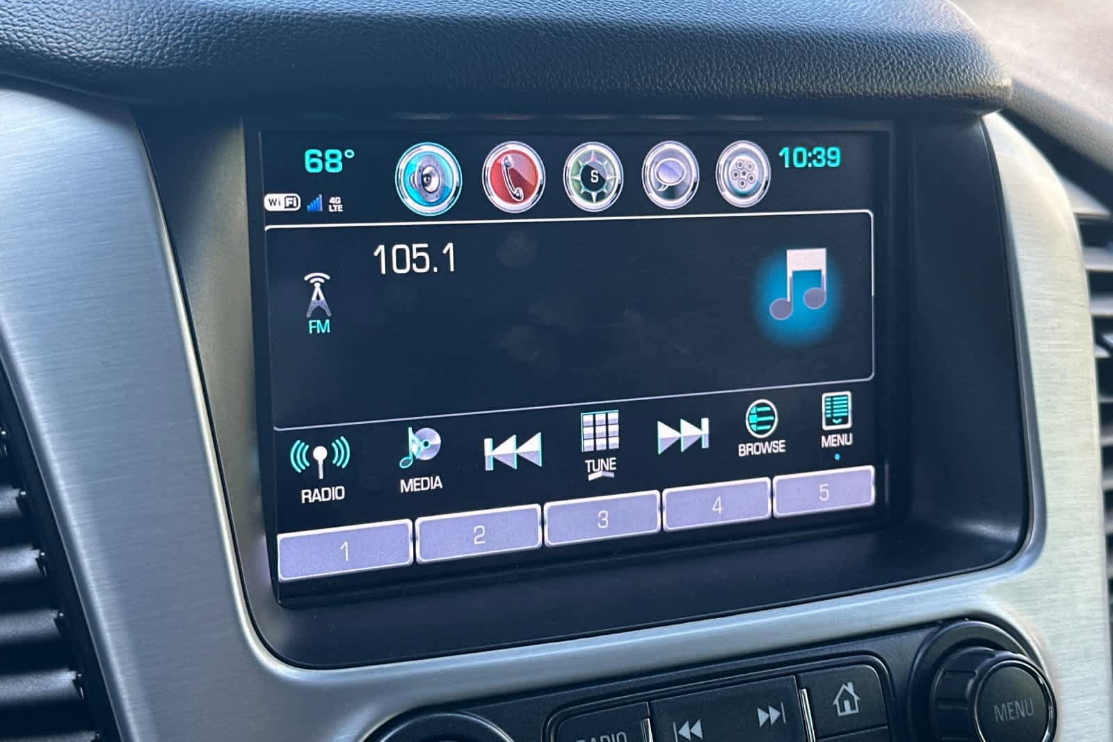 Used 2018 GMC Yukon XL SLT w/ Premium Edition AWD/4WD image 20
