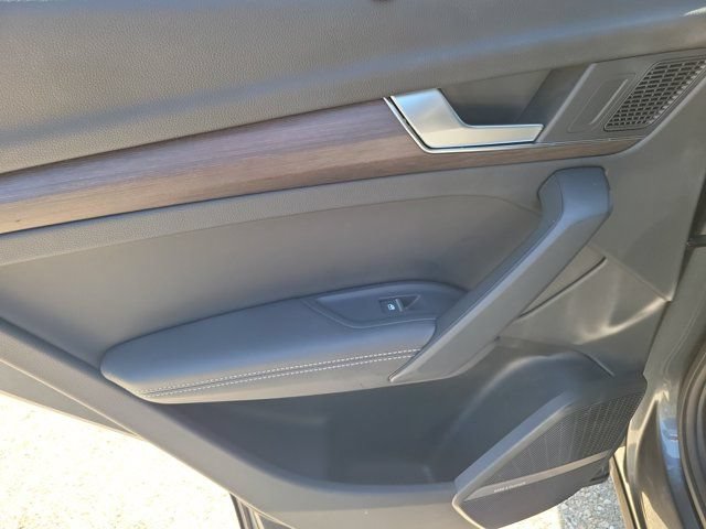 Certified 2023 Audi Q5 2.0T Prestige AWD/4WD image 11
