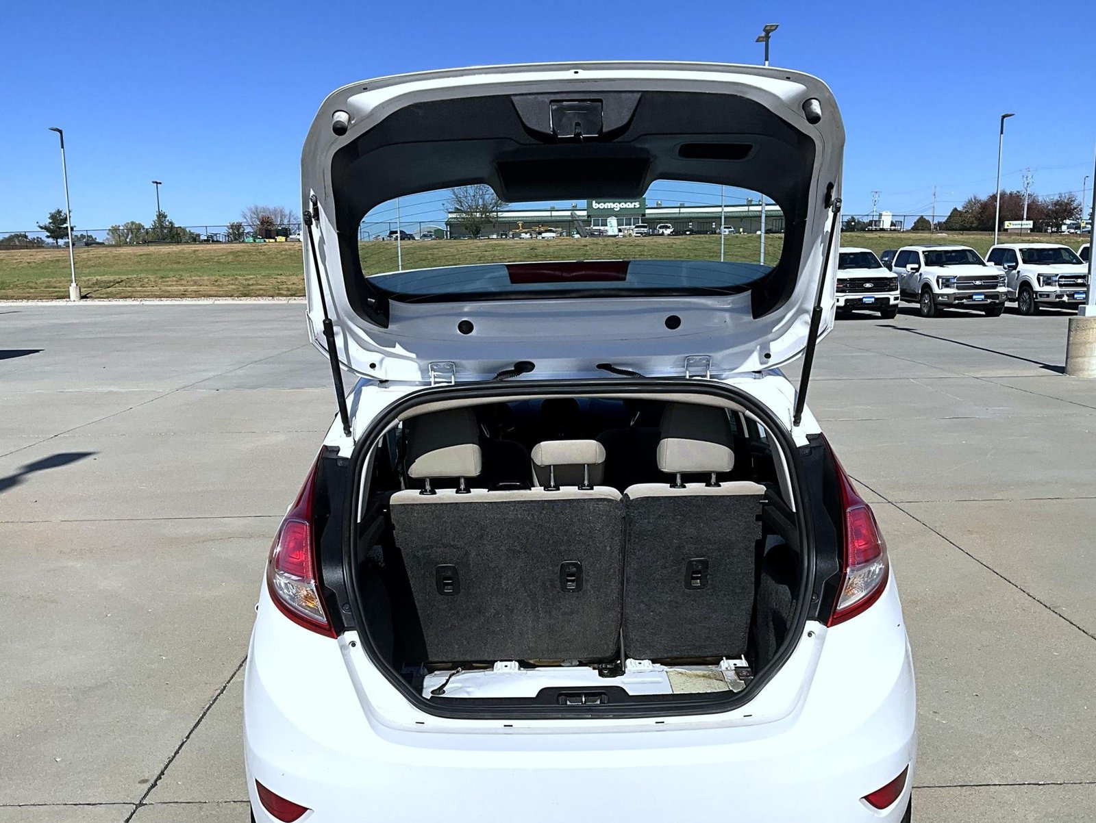 Used 2017 Ford Fiesta SE FWD image 21