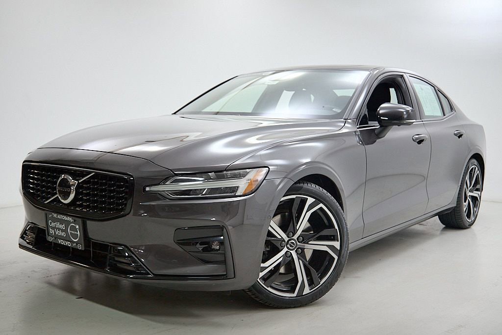 Used 2023 Volvo S60 B5 Ultimate image 2