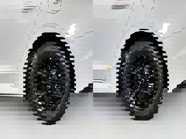 New 2025 Kia K5 LXS image 28