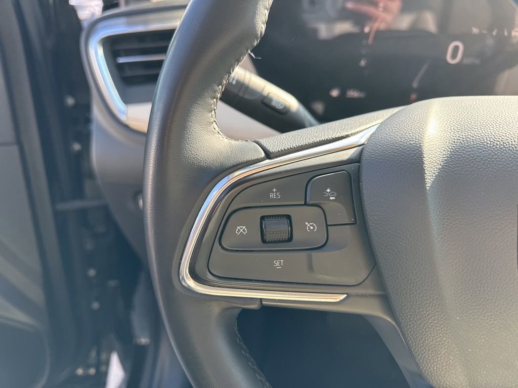 Used 2024 Buick Encore GX Sport Touring image 13