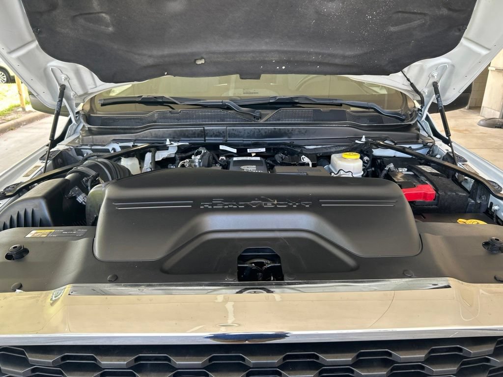 Used 2024 RAM 3500 Big Horn AWD/4WD image 11