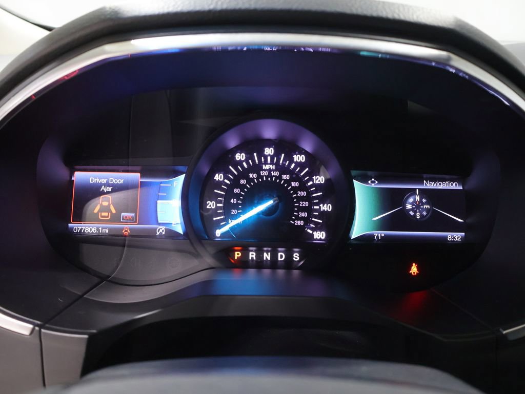 Used 2020 Ford Edge Titanium w/ Class II Trailer Tow Package AWD/4WD image 40