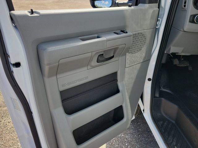New 2027 Ford E-450 and Econoline 450 Super Duty w/ Power Equipment Group RWD image 10