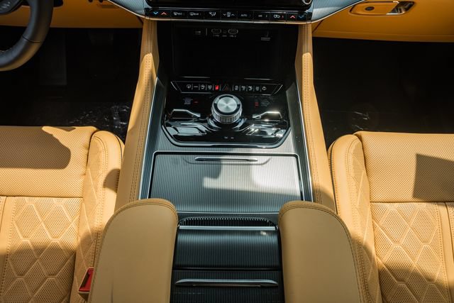 New 2026 Jeep Grand Wagoneer Summit AWD/4WD image 42