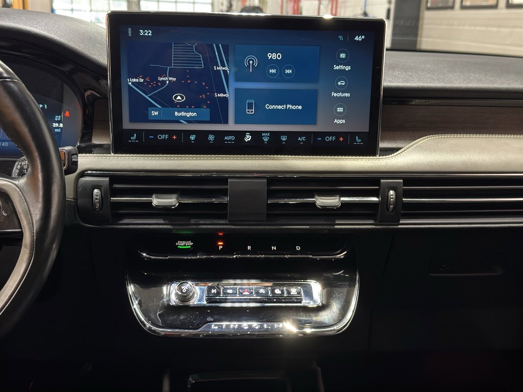 Used 2023 Lincoln Corsair Reserve w/ Equipment Group 202A image 28