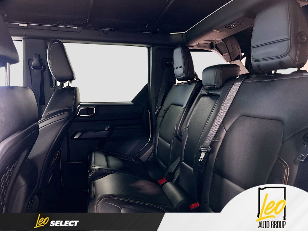 Used 2024 Ford Bronco Badlands image 24