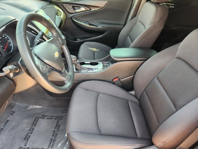 Used 2024 Chevrolet Malibu RS FWD image 4