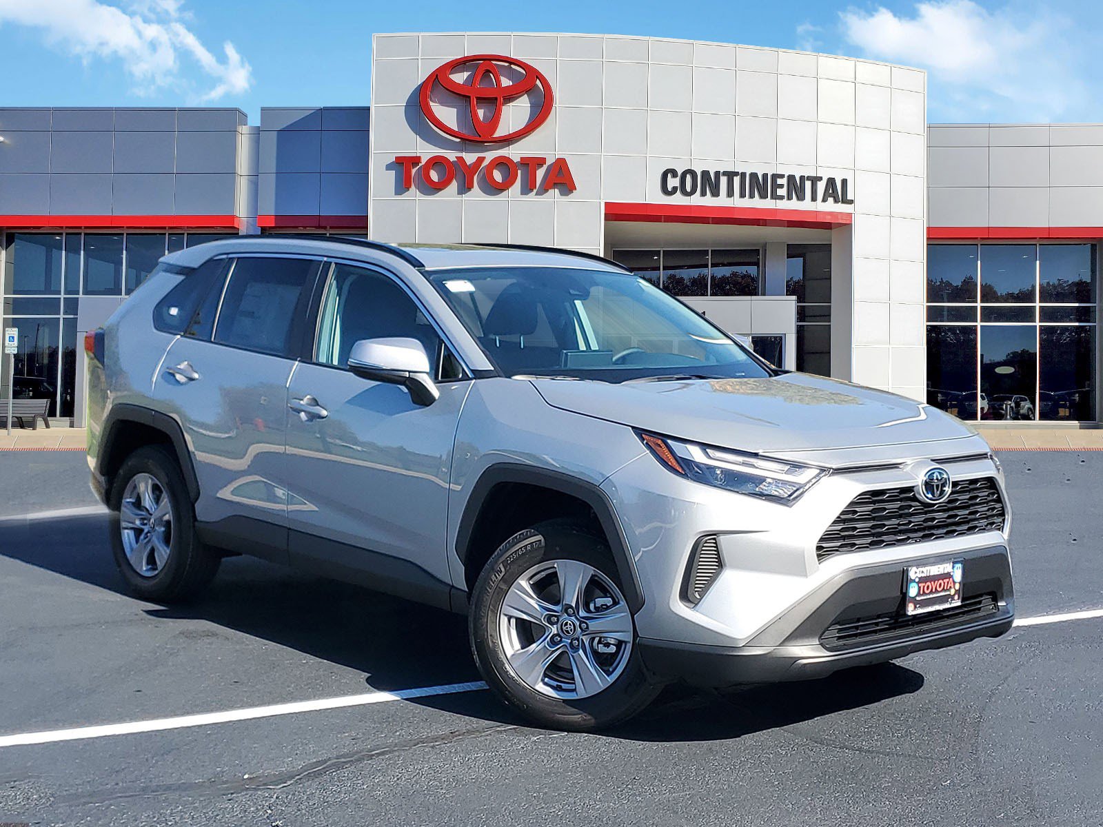New 2025 Toyota RAV4 XLE