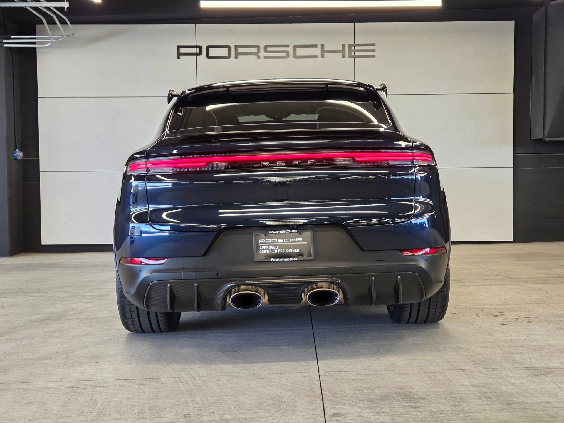 Certified 2024 Porsche Cayenne Turbo GT AWD/4WD image 7