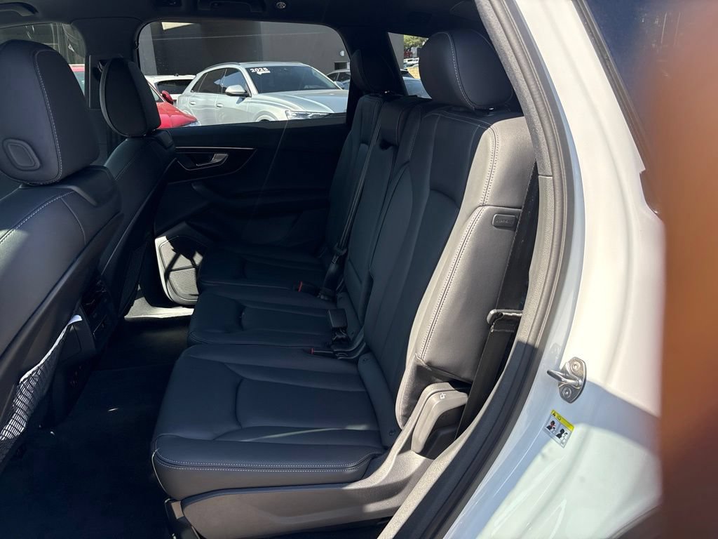 New 2026 Audi Q7 2.0T Premium AWD/4WD image 14