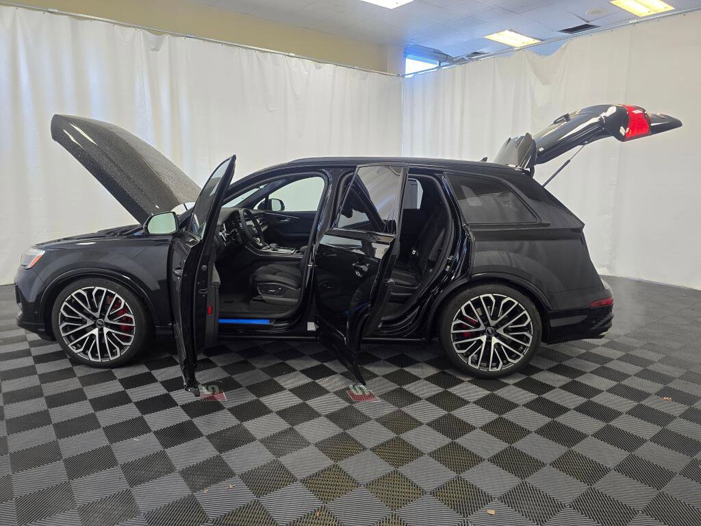 New 2026 Audi SQ7 Premium Plus image 12