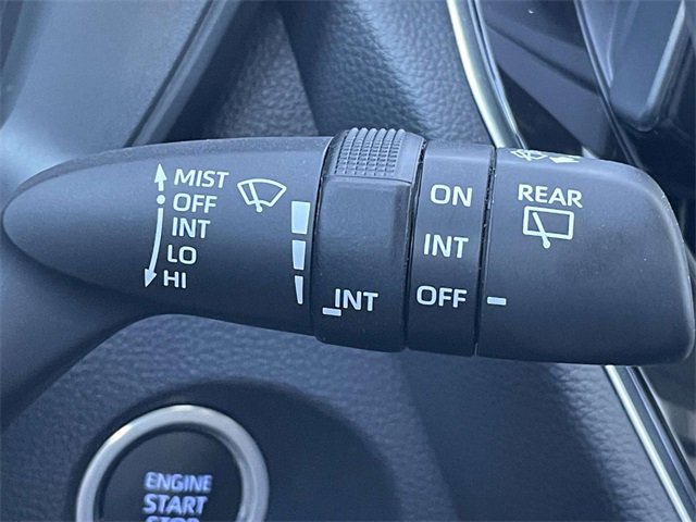 Used 2022 Toyota Corolla Cross LE image 34