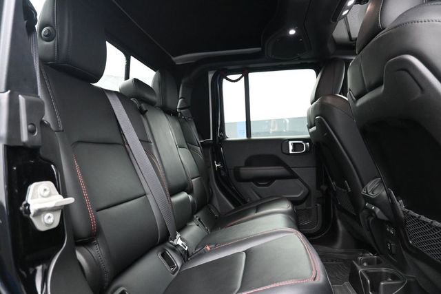 Used 2024 Jeep Gladiator Rubicon w/ Technology Group AWD/4WD image 26